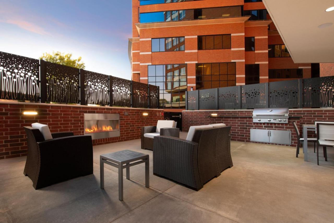 Residence Inn By Marriott St Louis Clayton Eksteriør bilde